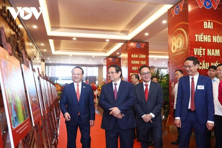 Toàn cảnh Lễ kỷ niệm 80 năm Ngày thành lập Đài Tiếng nói Việt Nam - ảnh 11