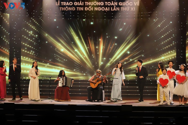 VOV5 giành giải Nhất Giải thưởng toàn quốc về Thông tin đối ngoại lần thứ XI - ảnh 9