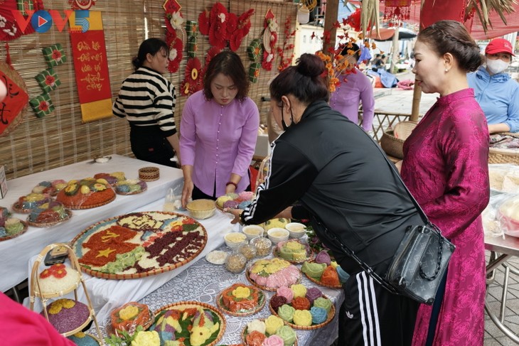 Lễ hội xôi Phú Thượng - Quảng bá di sản tới bạn bè năm Châu - ảnh 11