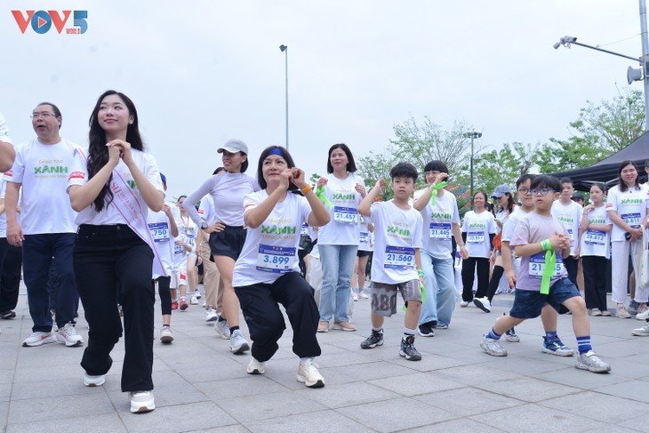 Toàn dân sử dụng năng lượng tiết kiệm hiệu quả hưởng ứng Chiến dịch Giờ Trái đất 2026 - ảnh 12