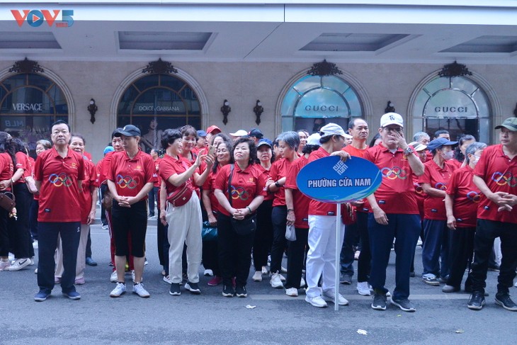 Hàng triệu người tham gia Ngày chạy Vì sức khỏe toàn dân - ảnh 1