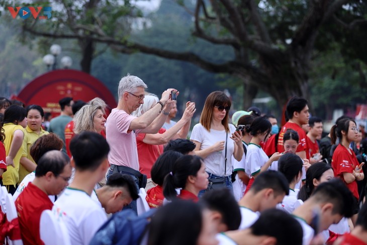 Hàng triệu người tham gia Ngày chạy Vì sức khỏe toàn dân - ảnh 7