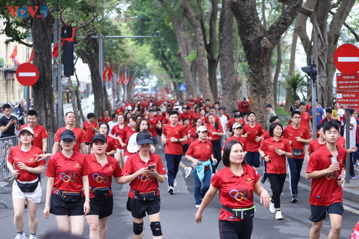 Hàng triệu người tham gia Ngày chạy Vì sức khỏe toàn dân - ảnh 14
