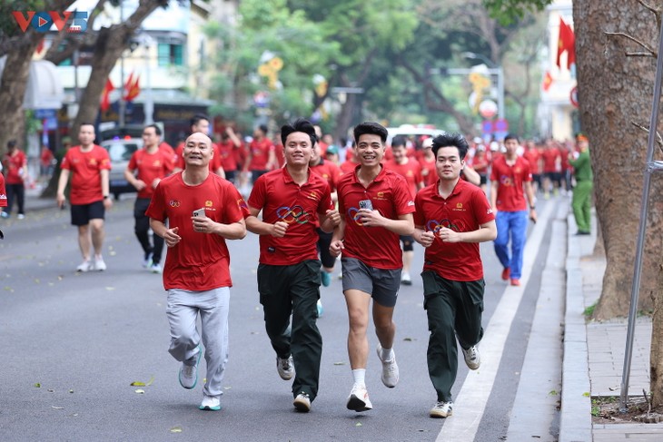 Hàng triệu người tham gia Ngày chạy Vì sức khỏe toàn dân - ảnh 17