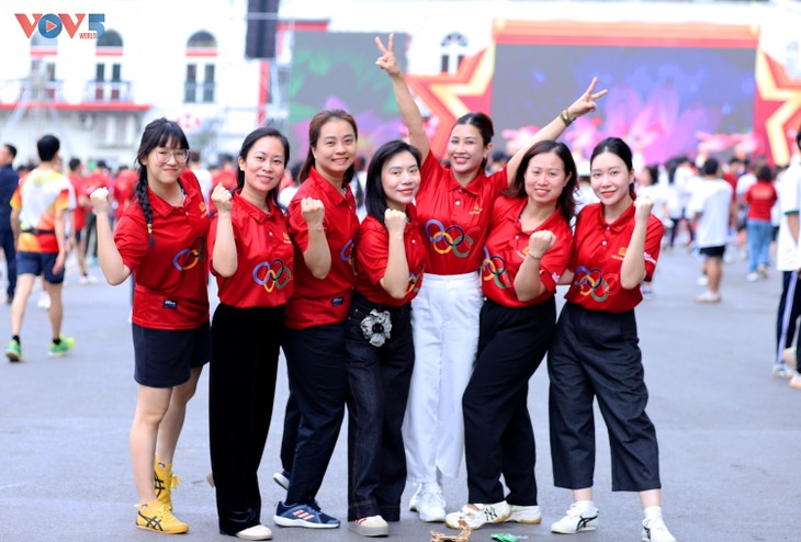 Hàng triệu người tham gia Ngày chạy Vì sức khỏe toàn dân - ảnh 20