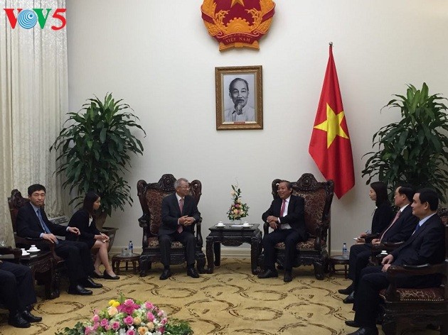 Truong Hoa Binh reçoit le président de la cour suprême sud-coréenne - ảnh 1