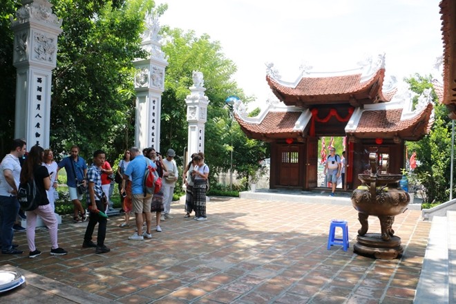 A la découverte d’un temple dédié au culte du chien - ảnh 7