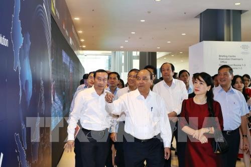 WEF ASEAN 2018: Nguyên Xuân Phuc inspecte les préparatifs  - ảnh 1