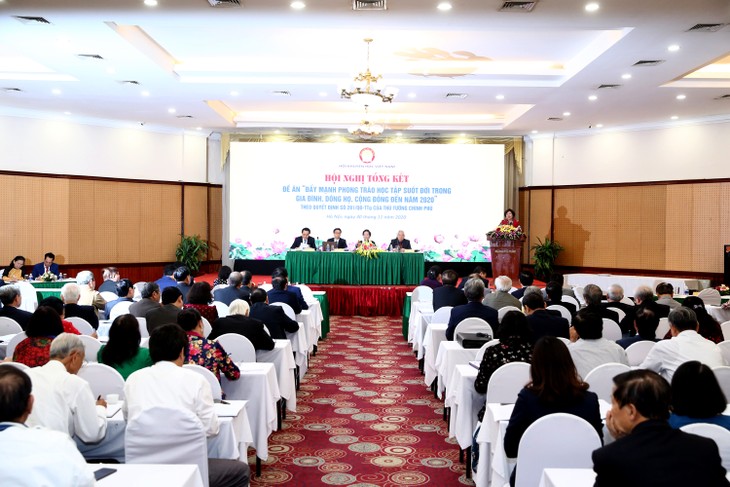 Accélérer le mouvement pour les études permanentes - ảnh 1