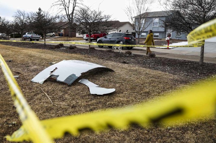 Boeing en pleine série noire après l'incendie d'un moteur de son 777 - ảnh 1