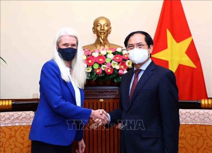 Amanda Milling reçue ce mardi par Bui Thanh Son - ảnh 1