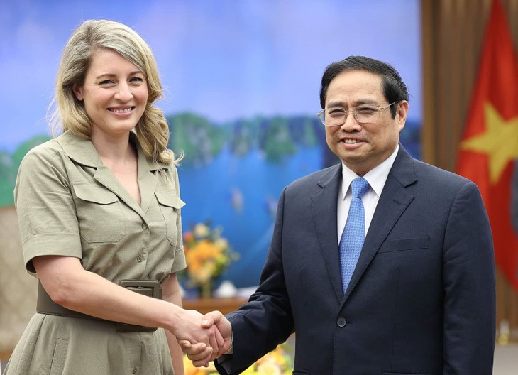 Mélanie Joly reçue par Pham Minh Chinh - ảnh 1