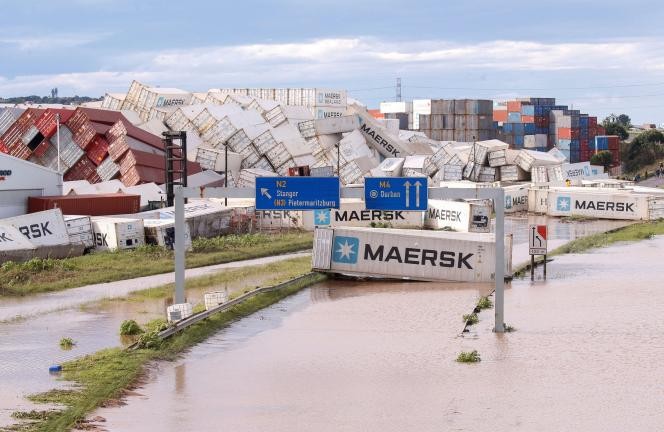 Afrique du Sud: des inondations causent la mort d’environ vingt personnes - ảnh 1