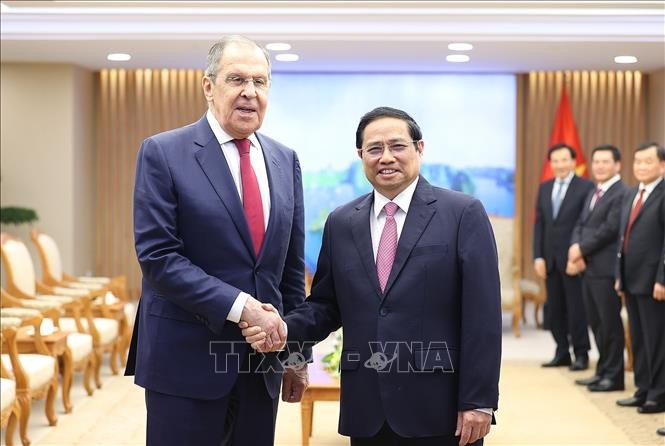 Rencontre entre Pham Minh Chinh et Sergueï Lavrov - ảnh 1