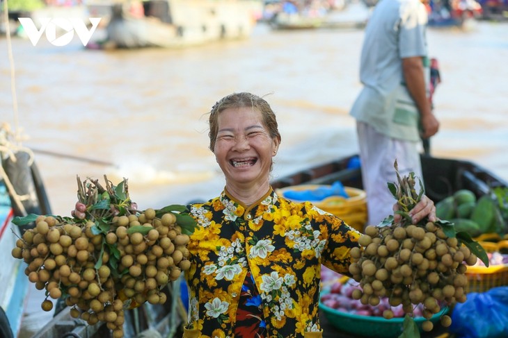 Chợ nổi Cái Răng – Nét độc đáo nơi sông nước Miền Tây - ảnh 14