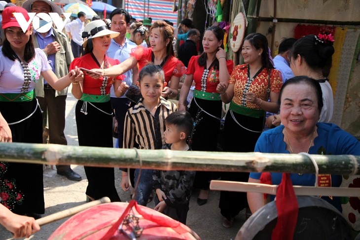 Sôi động lễ hội Then Kin Pang bên dòng Nậm Lụm - ảnh 6