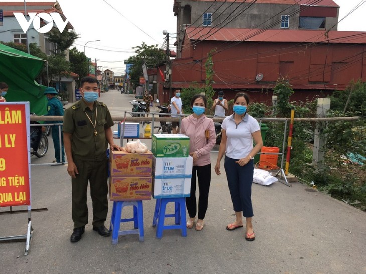 Huyện Thuận Thành (Bắc Ninh) tăng cường lấy mẫu F2 và bố trí các chốt trực 24/24h - ảnh 4