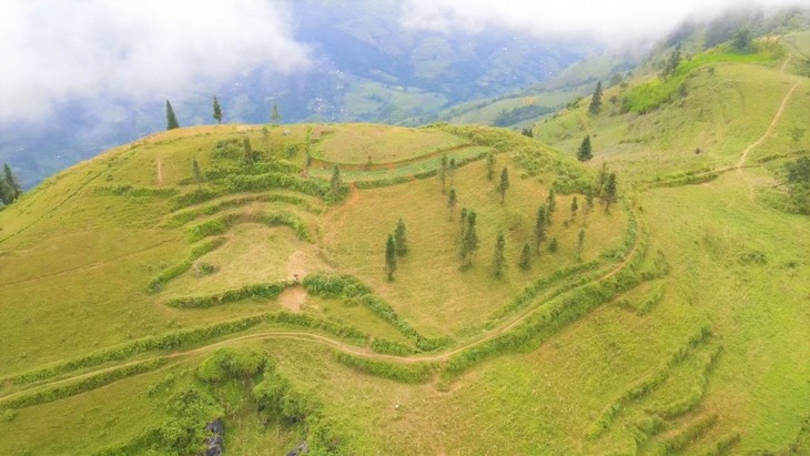 Vẻ đẹp thảo nguyên Suôi Thầu, Hà Giang - ảnh 5