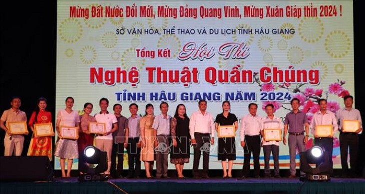 Các hoạt động mừng Đảng, mừng Xuân Giáp Thìn tại nhiều địa phương - ảnh 5