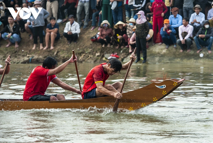 Rộn ràng đua trải đầu năm tại Hương Thuỷ - ảnh 7