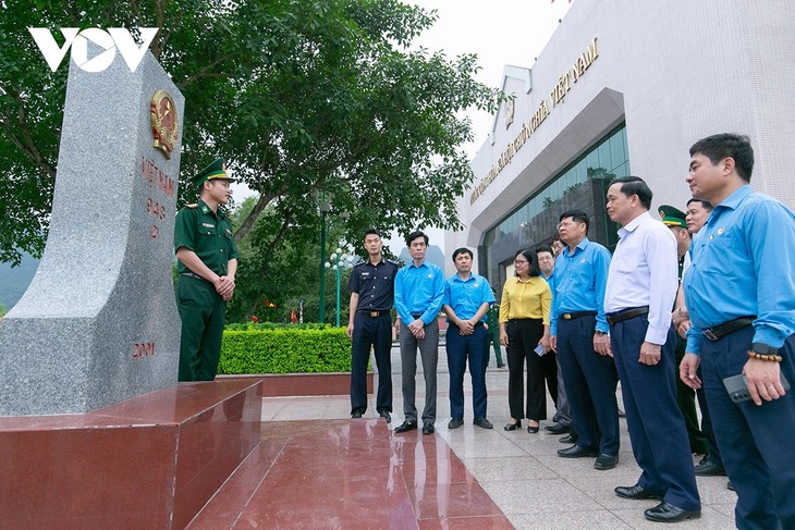 Tưng bừng ngày hội công nhân nơi vùng cao biên giới - ảnh 12