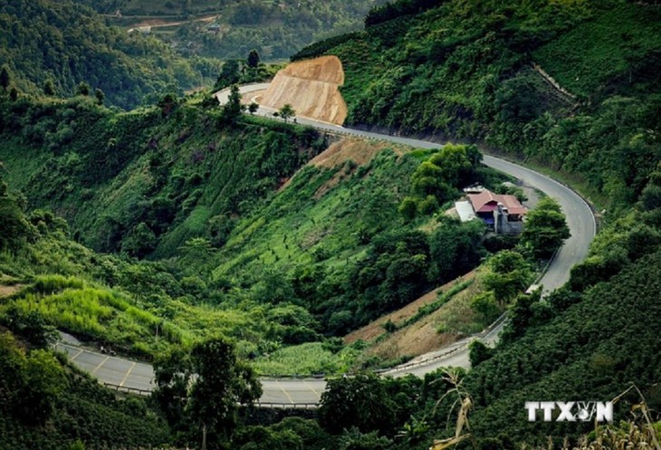 Chinh phục “Tứ đại đỉnh đèo” ở Tây Bắc - ảnh 7