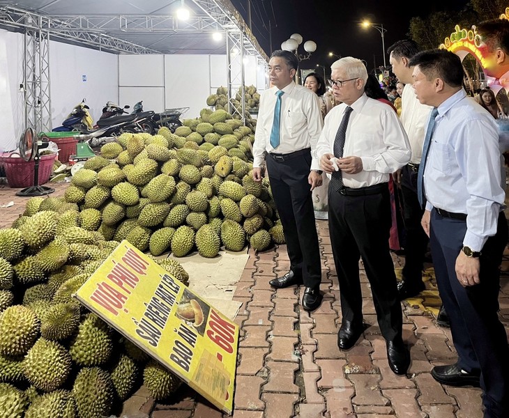 Lễ hội mùa trái chín 