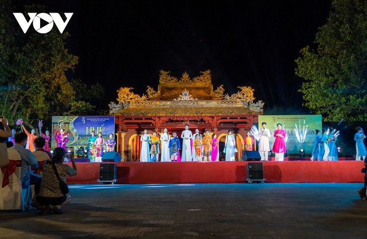 Festival Huế theo hướng 