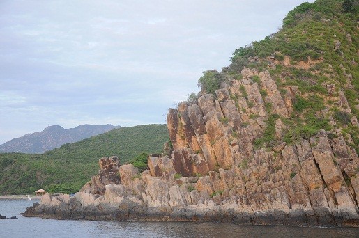 中部ニャチャン市のツバメの島 - ảnh 1