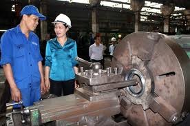 企業の困難解決を目指す政府の13号の決議の効果 - ảnh 2