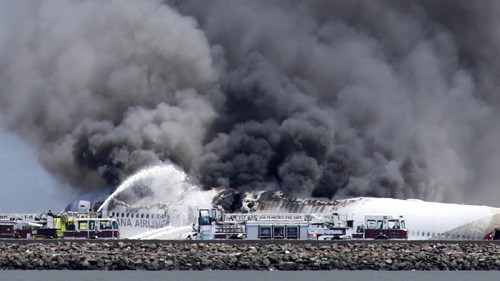 アシアナ機事故、米当局が機長ら聴取 - ảnh 1