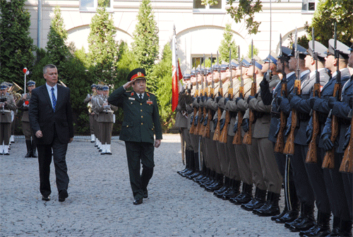 タイン国防大臣、ポーランド訪問を終えた - ảnh 1