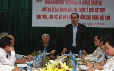 祖国戦線、元青年ボランティア名簿　点検 - ảnh 1