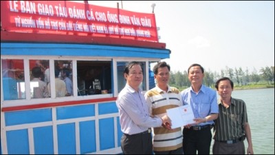 海洋経済の発展に向けての漁民援助措置」シンポ - ảnh 1