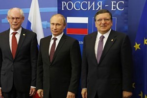 EU・ロシア関係冷え込む 首脳会議短縮 - ảnh 1