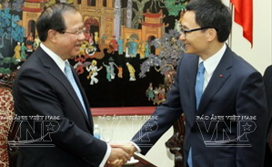 ダム副首相、ラオス情報文化観光省大臣率いる代表団と会見 - ảnh 1