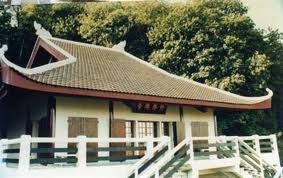 パリにあるベトナムの寺院で平安な生活を祈る儀式 - ảnh 1