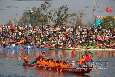 国内各地で様々な春祭り - ảnh 1