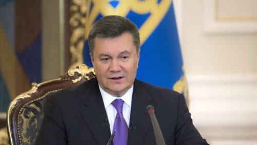 ウクライナ大統領、デモ収拾へ選挙前倒し検討 - ảnh 1