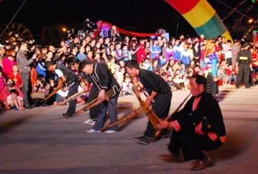 「バンの花祭り」 - ảnh 3