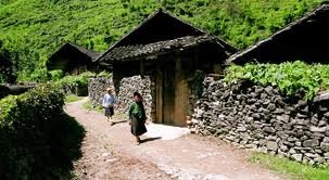 ドンバン岩石公園を訪れる観光客が急増 - ảnh 1