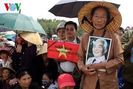 ザップ将軍のお墓の墓参者が急増 - ảnh 1