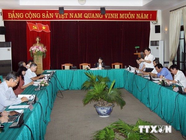 国会、経済社会発展計画の実施状況を討議 - ảnh 1