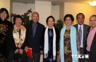 ゾアン国家副主席、在仏越僑の代表と懇親 - ảnh 1