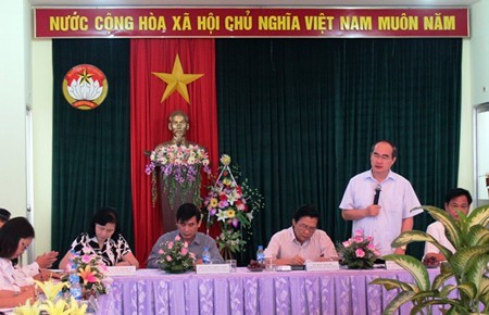 祖国戦線議長、フーイエン省を視察 - ảnh 1