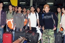 リビア派遣労働者、引き続き帰国 - ảnh 1