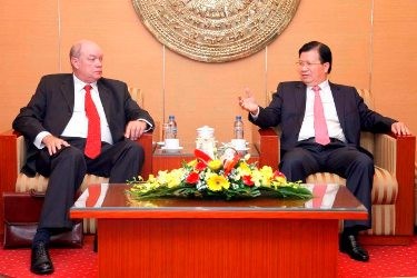 チン・ディン・ズン建設大臣、キューバを訪問 - ảnh 1