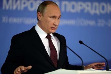 プーチン氏「アメリカの姿勢が世界を不安定に」国内で演説 - ảnh 1