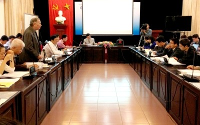 「公的投資の再構築対策」シンポジウム - ảnh 1