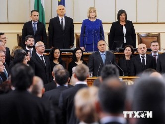 ブルガリアで中道右派政権発足　 - ảnh 1